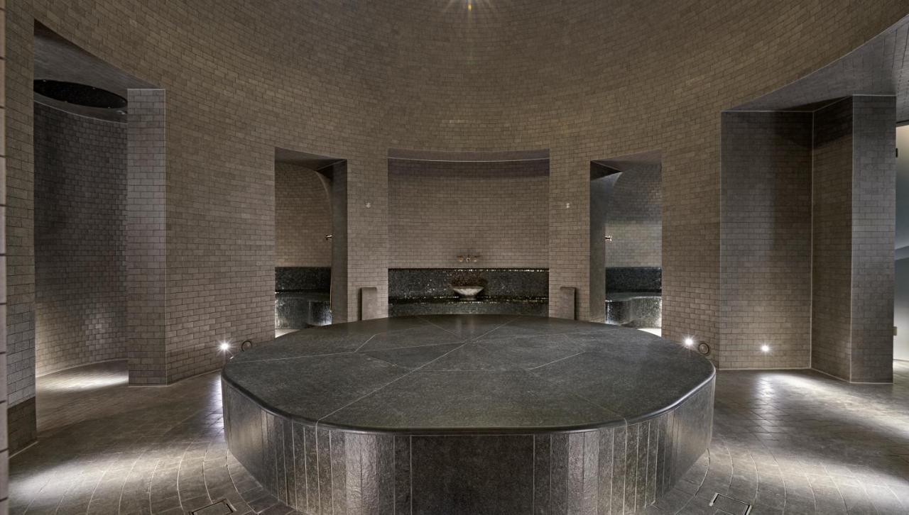 하얏트 리젠시 아카바 아일라 리조트 외부 사진 The interior of the spa